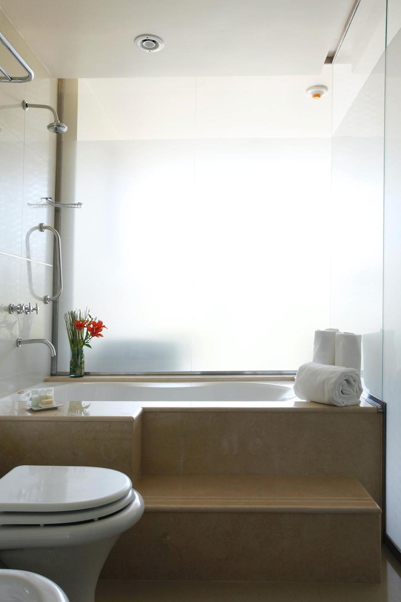 Niyat Urban Hotel Ресистенсия Экстерьер фото
