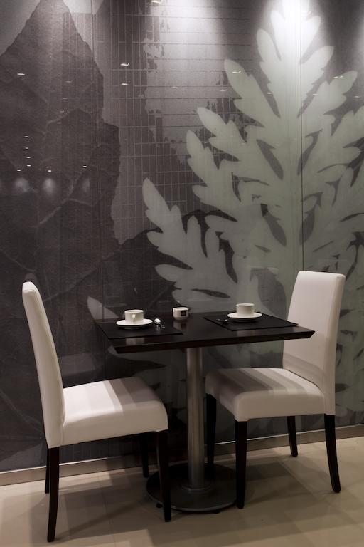 Niyat Urban Hotel Ресистенсия Экстерьер фото